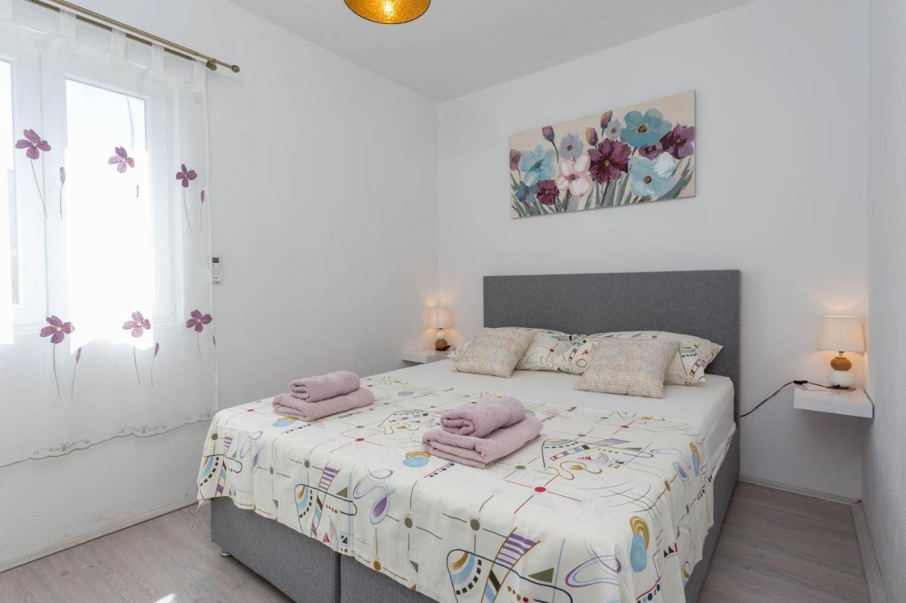 Apartments Edi - Zf Hvar Хвар Екстериор снимка