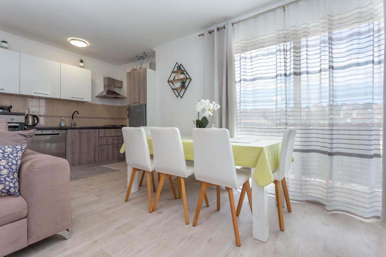 Apartments Edi - Zf Hvar Хвар Екстериор снимка