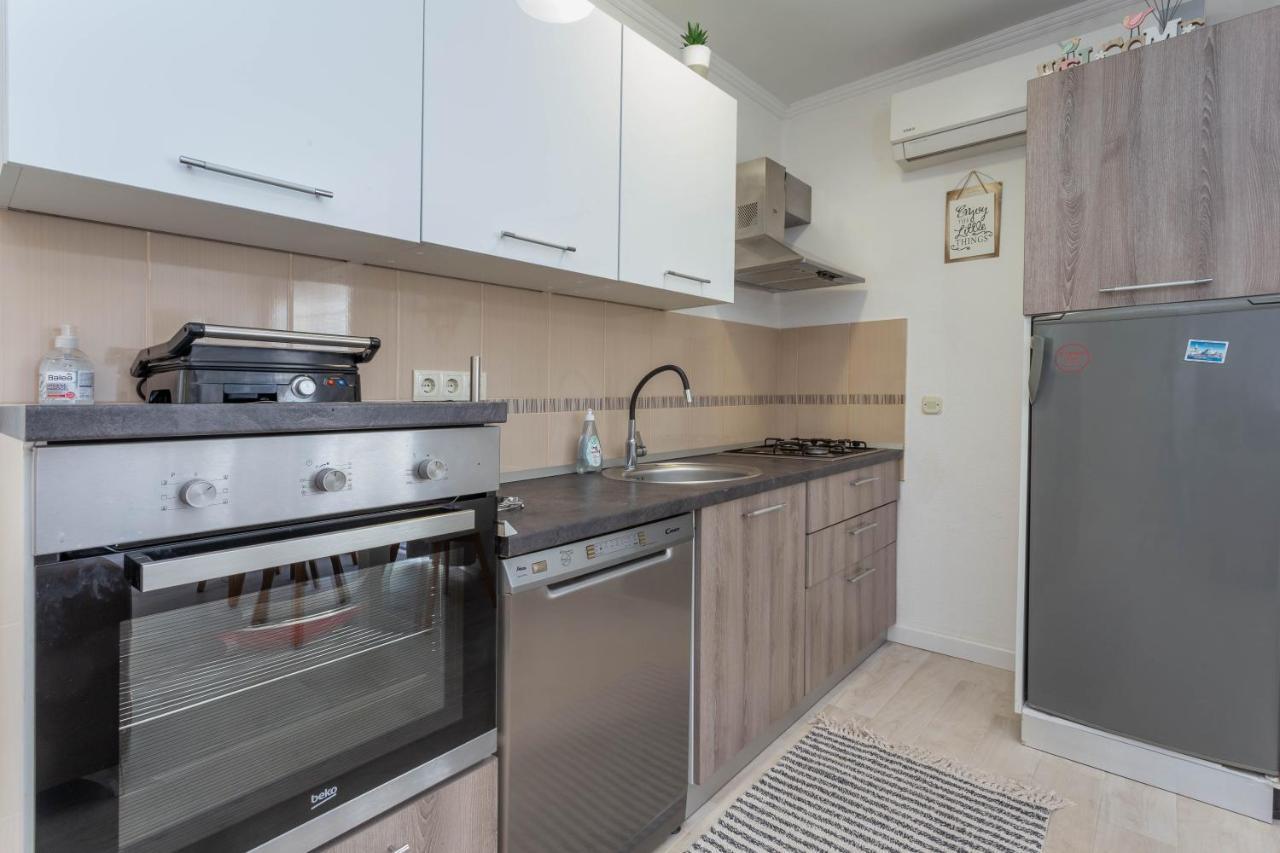 Apartments Edi - Zf Hvar Хвар Екстериор снимка