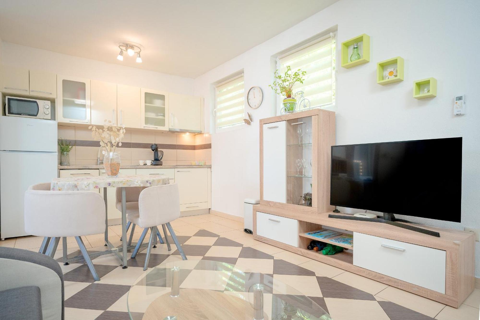 Apartments Edi - Zf Hvar Хвар Екстериор снимка