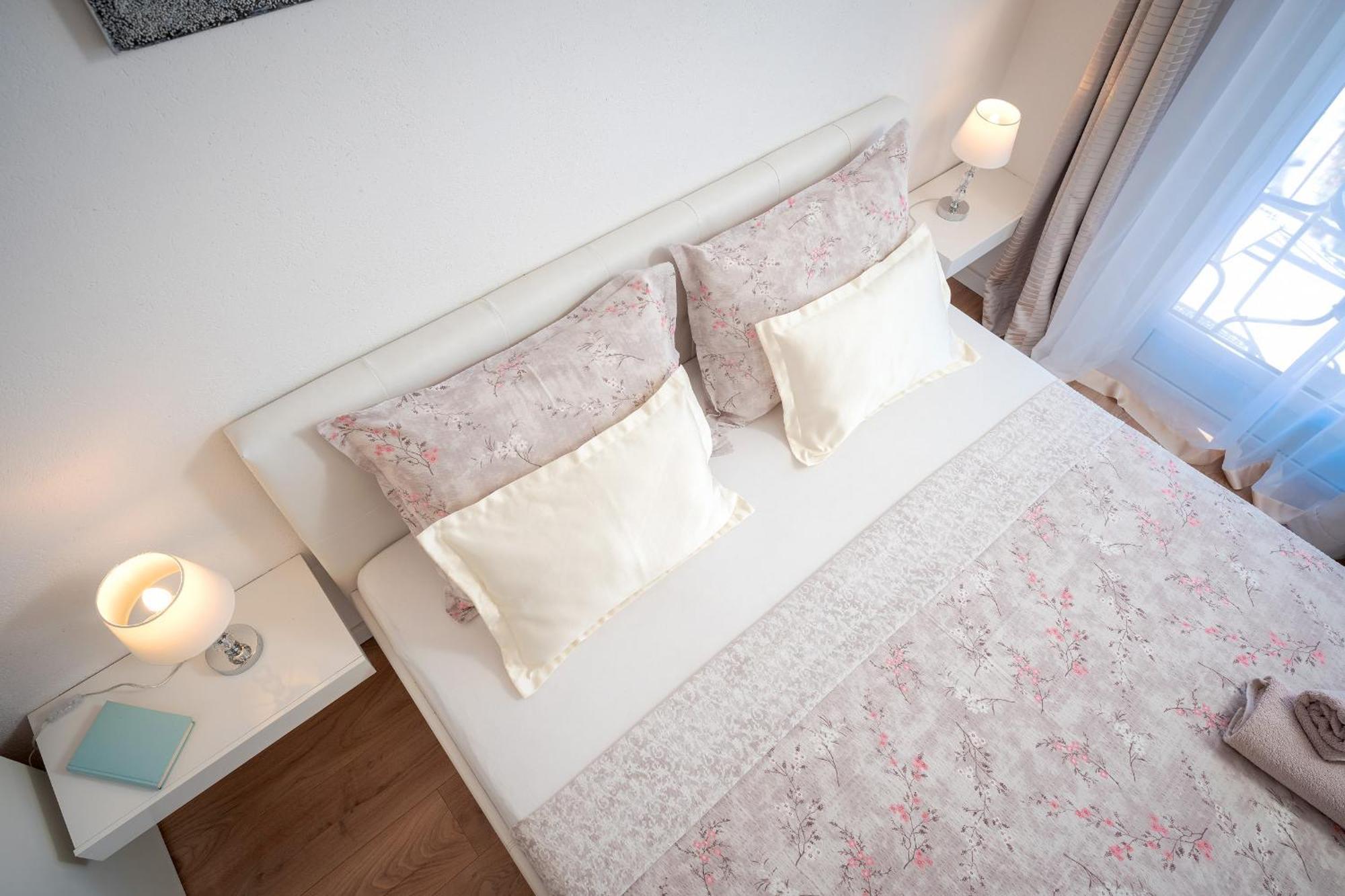Apartments Edi - Zf Hvar Хвар Екстериор снимка