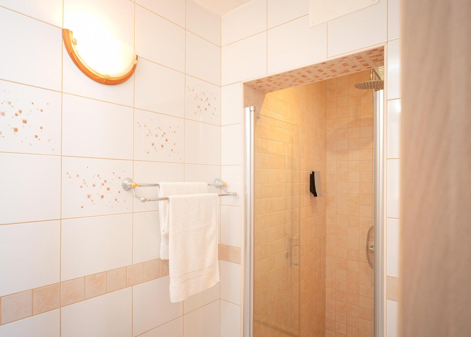 Apartments Edi - Zf Hvar Хвар Екстериор снимка