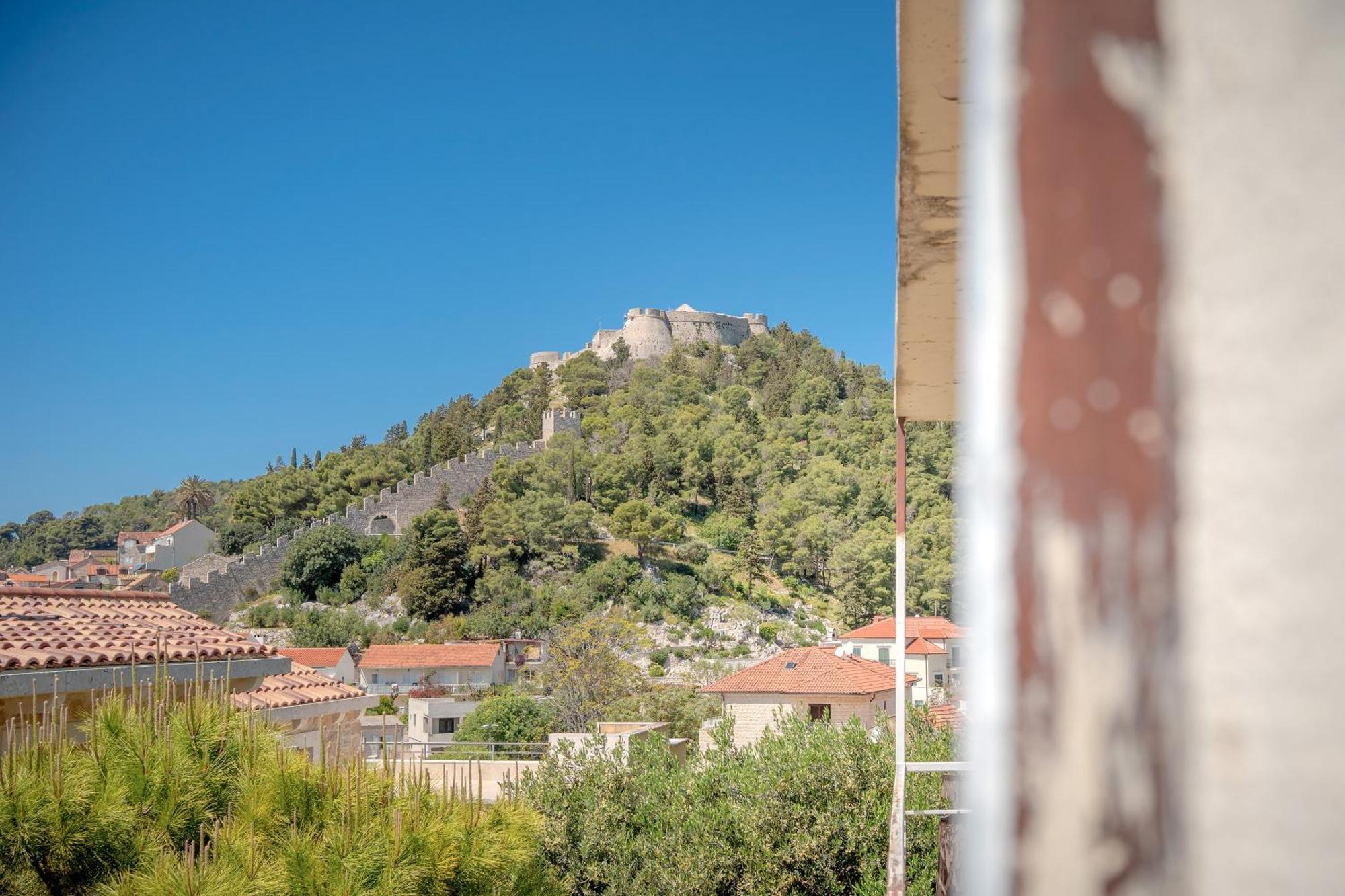 Apartments Edi - Zf Hvar Хвар Екстериор снимка